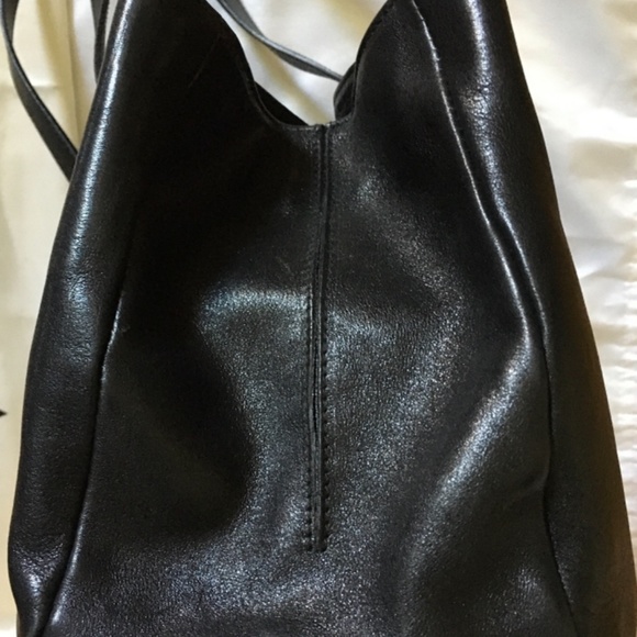 Sleek Furla black leather bag! - Picture 10 of 11